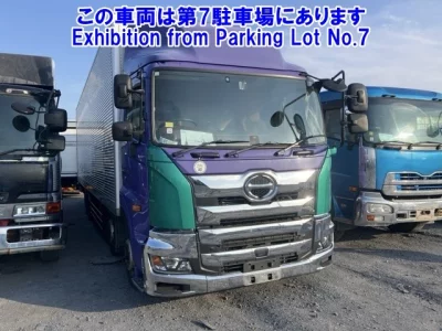 Hino PROFIA