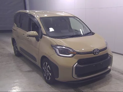 Toyota Sienta