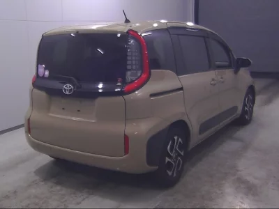 Toyota Sienta