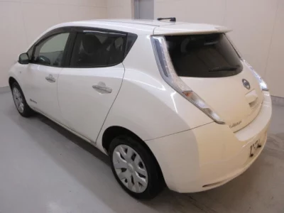 Nissan LEAF  с аукциона в Японии
