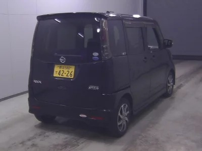 Nissan ROOX  с аукциона в Японии