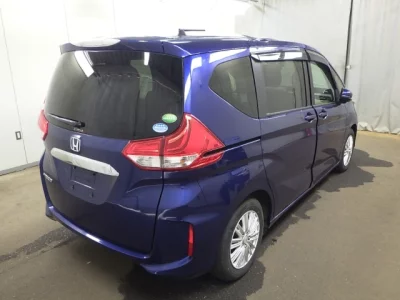 Honda FREED  с аукциона в Японии