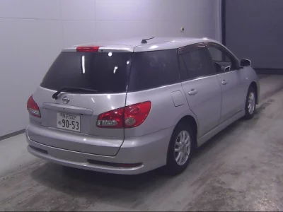 Nissan WINGROAD  с аукциона в Японии