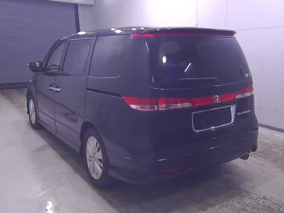 Honda ELYSION  с аукциона в Японии