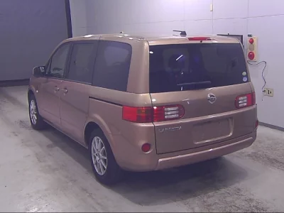 Nissan Lafesta