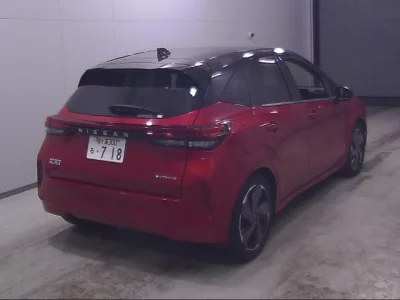 Nissan Aura