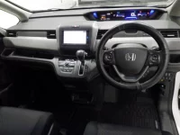 Honda FREED лот № 10321 оценка 3  с аукциона в Японии 4