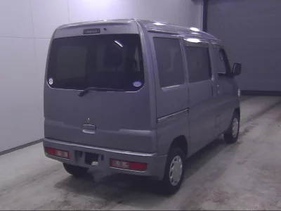 Mitsubishi Minicab Van