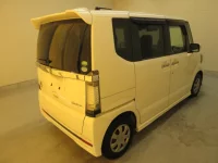Honda N BOX лот № 28093 оценка R  с аукциона в Японии 2