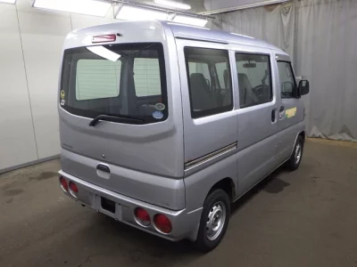 Mitsubishi Minicab Van