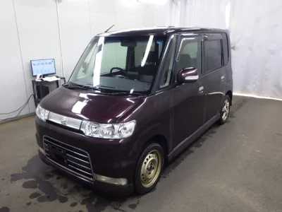 Daihatsu TANTO  с аукциона в Японии