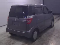 Honda ZEST лот № 19011 оценка 3.5  с аукциона в Японии 2