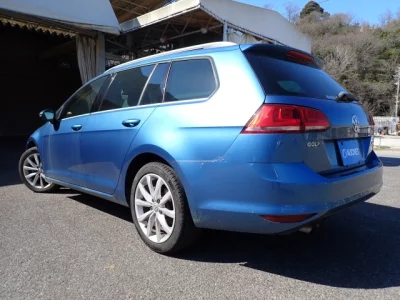 Volkswagen GOLF VARIANT