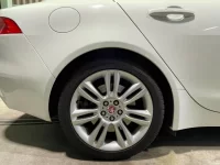 Jaguar XE лот № 32015 оценка 4  с аукциона в Японии 9