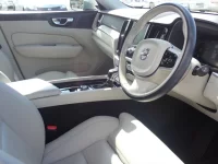 Volvo XC60 лот № 31002 оценка 4  с аукциона в Японии 2