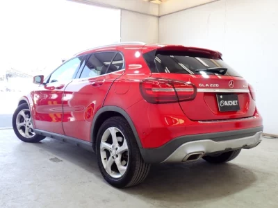 Mercedes-Benz GLA CLASS