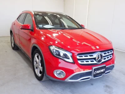 Mercedes-Benz GLA CLASS