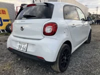Smart FORFOUR лот № 11022 оценка 4  с аукциона в Японии 1