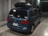 Volkswagen GOLF TOURAN лот № 3008 оценка 4  с аукциона в Японии 4