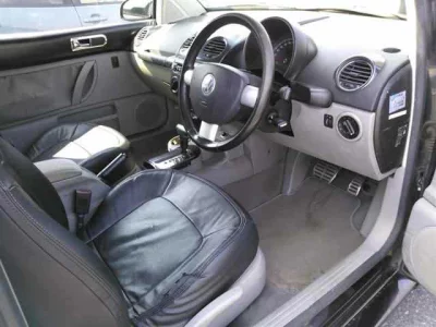 Volkswagen NEW BEETLE