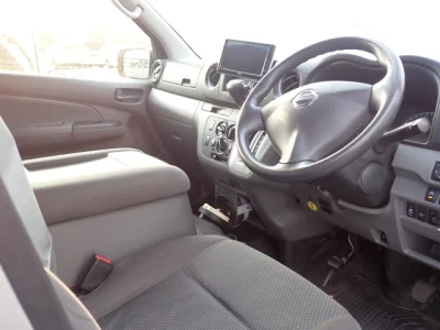 Nissan CARAVAN VAN