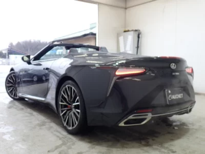 Lexus LC  с аукциона в Японии
