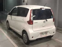 Nissan DAYZ лот № 8049 оценка R  с аукциона в Японии 1