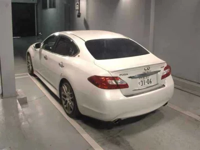 Nissan Fuga