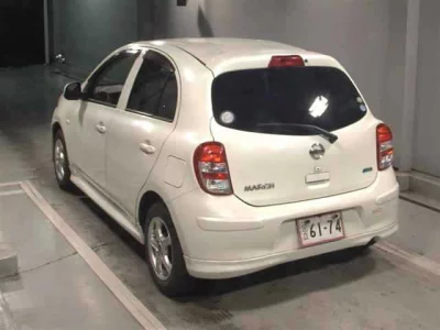 Nissan March