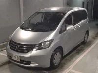 Honda FREED лот № 3018 оценка 3.5  с аукциона в Японии 3