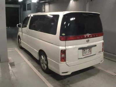 Nissan ELGRAND