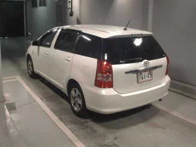 Toyota WISH  с аукциона в Японии