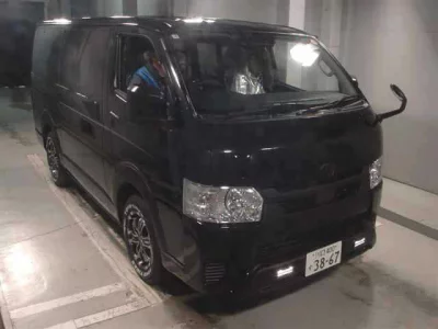 Toyota HiAce Van