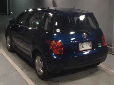 Toyota IST  с аукциона в Японии