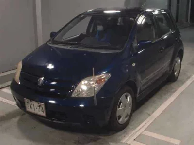 Toyota IST  с аукциона в Японии
