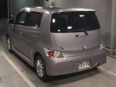 Toyota bB