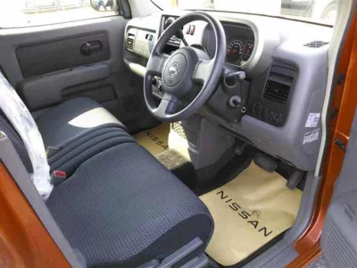 Nissan CUBE  с аукциона в Японии