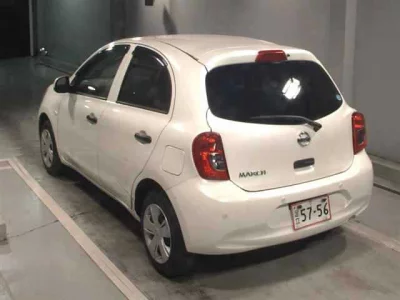Nissan MARCH  с аукциона в Японии