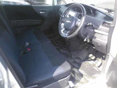 Daihatsu MOVE  с аукциона в Японии