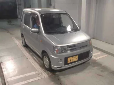 Mitsubishi TOPPO  с аукциона в Японии