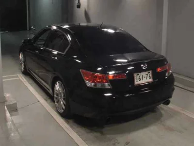 Honda INSPIRE  с аукциона в Японии