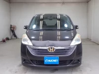 Honda STEP WAGON лот № 10521 оценка 3  с аукциона в Японии 5