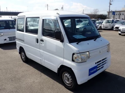 Mitsubishi Minicab Van