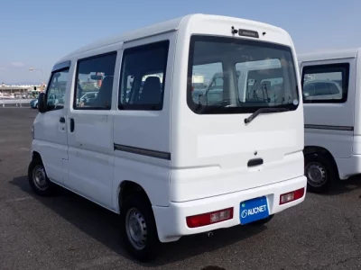 Mitsubishi Minicab Van