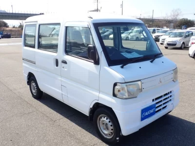 Mitsubishi Minicab Van