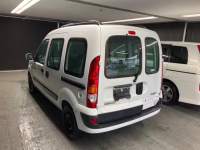 Renault KANGOO  с аукциона в Японии