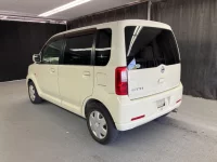 Nissan OTTI лот № 2047 оценка R  с аукциона в Японии 1