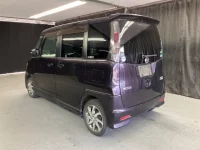 Nissan ROOX лот № 2052 оценка R  с аукциона в Японии 1