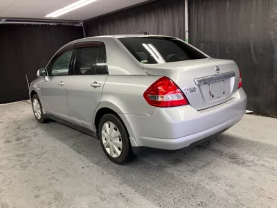 Nissan Tiida Latio