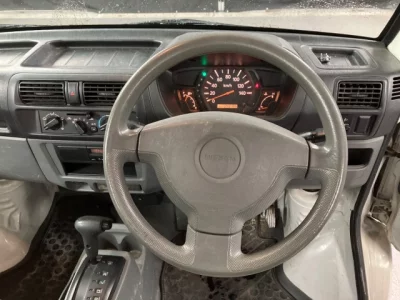 Nissan CLIPPER TRUCK  с аукциона в Японии